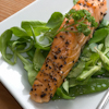 salmon spinach salad veggies