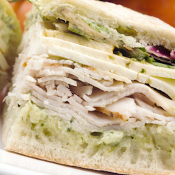 pesto turkey sandwich
