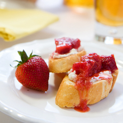 strawberry cheesecake toast